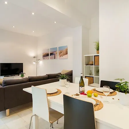 Town House Apartment