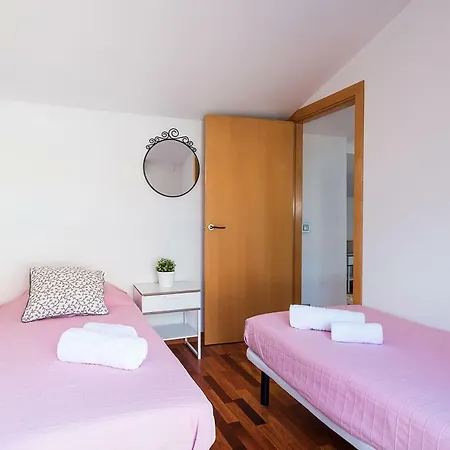 Town House Apartment *